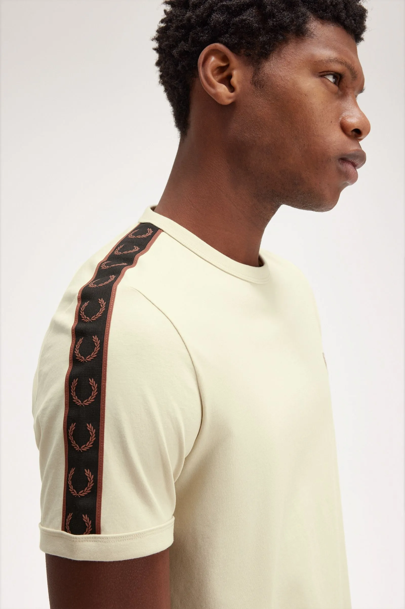 Camiseta Ringer con cinta en contraste